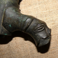 ancien robinet zoomorphe en bronze