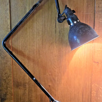 LAMPE GRAS / Belle lampe ancienne d'atelier en tôle signé GRAS /Tout d'origine