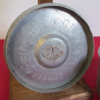 Gamelle gravee soldat francais infirmier art de tranchee ww1 yser poilu adrian