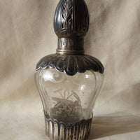 Rare superbe brule parfum en cristal