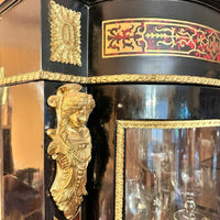 GRANDE VITRINE EN MARQUETERIE BOULLE BRONZE DORÉ NAPOLEON III