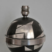 Lampe de table Art Déco en dinanderie, vers 1920-1930
