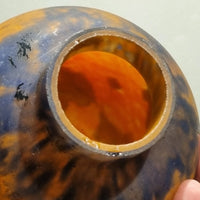 Lampe veilleuse en fer forgé et pâte de verre signé degué