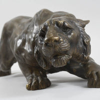 Statuette en bronze tigre rampant