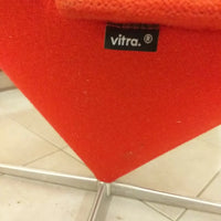Fauteuil Vitra Heart Cone Chair du designer Verner Panton (1958)