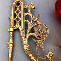 Magnifique paire de lampes , 2 x 2 toupies de piano a petrole tube verre émaillé