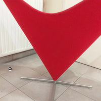 Fauteuil Vitra Heart Cone Chair du designer Verner Panton (1958)